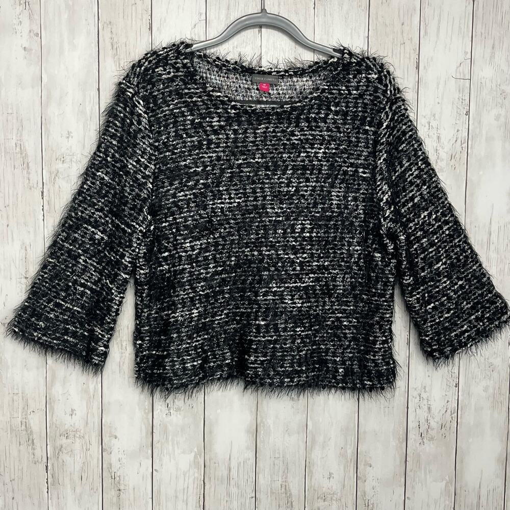 Vince Camuto Long Sleeve Metallic Fuzzy Warm Pull Over Sweater Medium